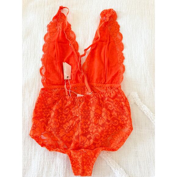 We are HAH | NWT Comin' in HAHt Lace Bodysuit Burnt Orange | Sz XS - Picture 5 of 7